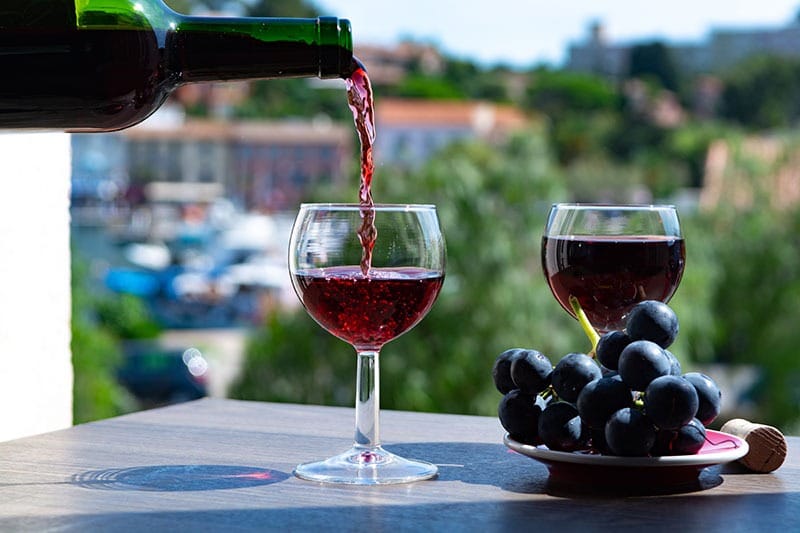 Dégustation de vin rouge